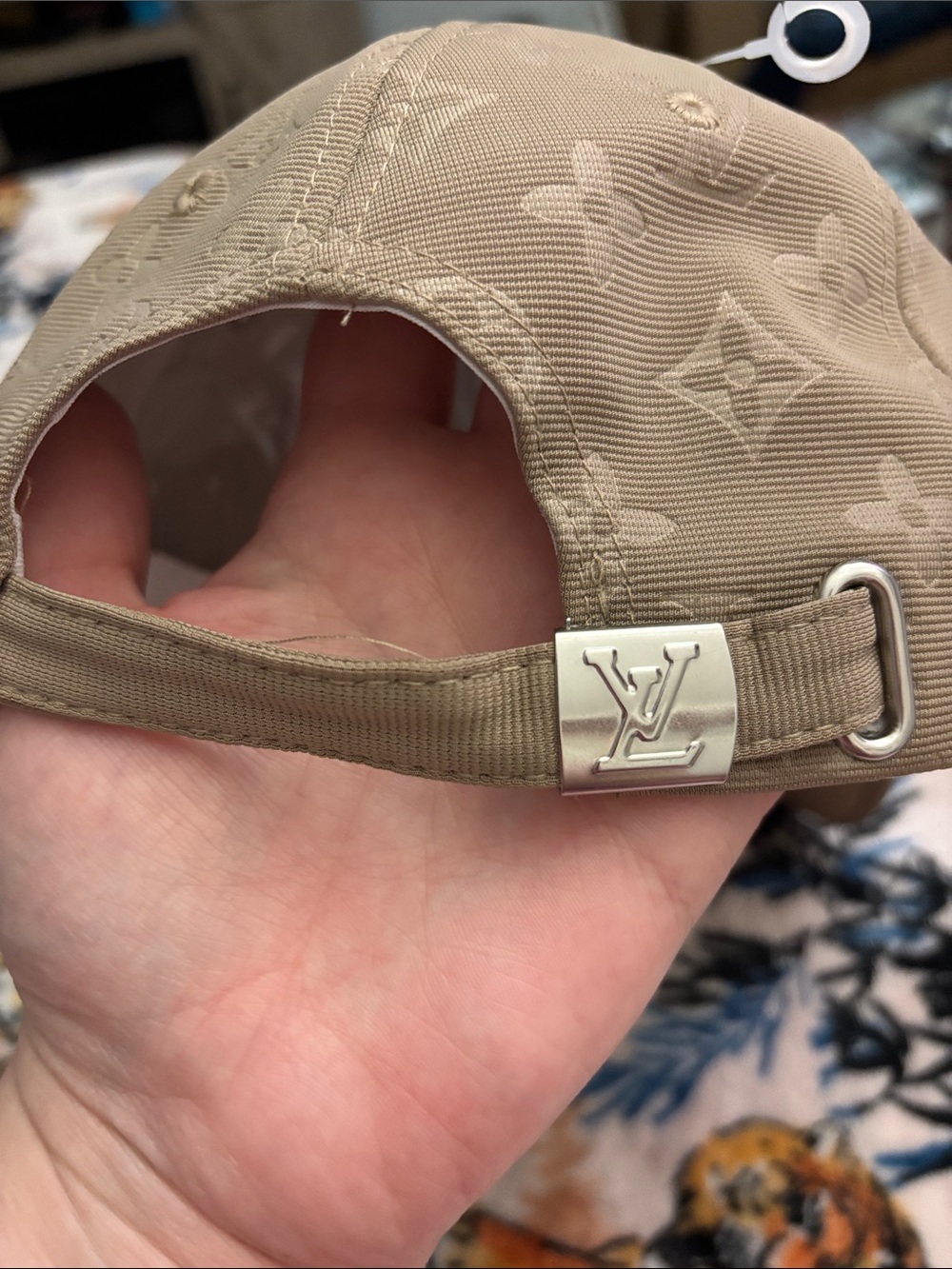 Brand New !  Beige Monogram Embroidered LV Baseball Cap - Picture 4 of 4